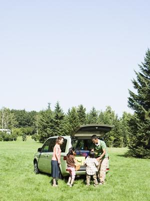 過剰整備を無くしリーズナブルな車検