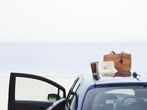 中古で仕事に使うトラックを買うのも良い手段です。