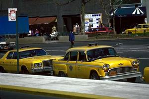 車検ショップは格安店を探すのが１番